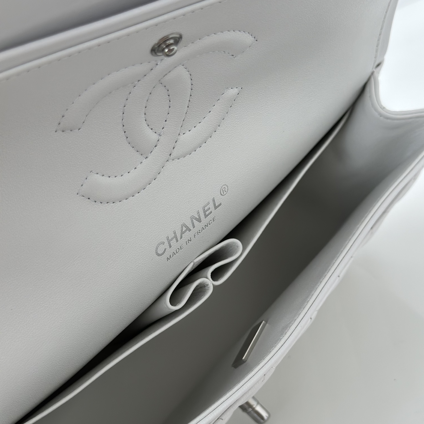Chanel 香奈兒 Leather Goods
