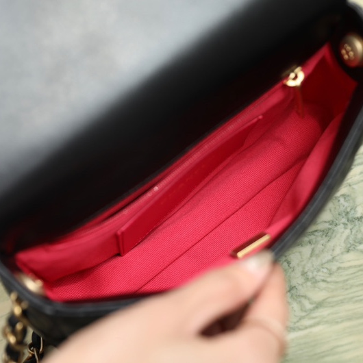 Chanel 香奈兒 Leather Goods