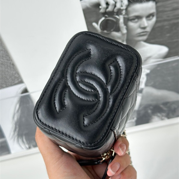 Chanel 香奈兒 Leather Goods
