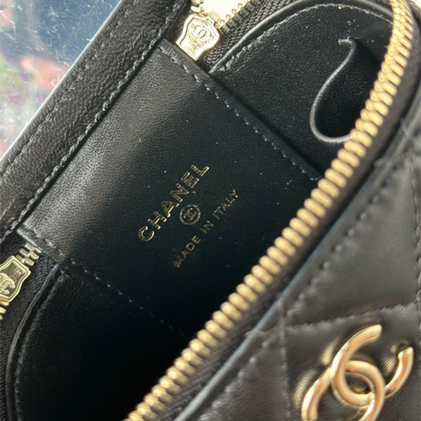 Chanel 香奈兒 Leather Goods