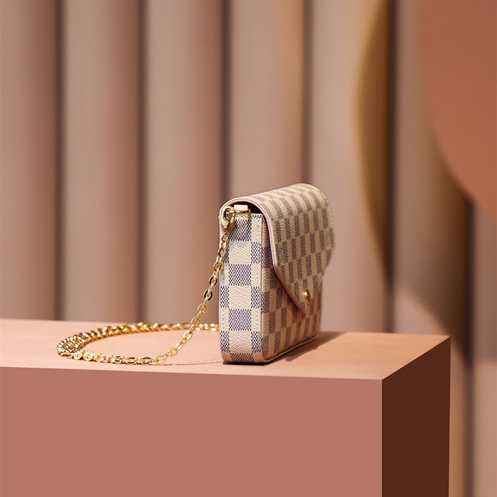 Louis Vuitton 路易威登 Chain Bag