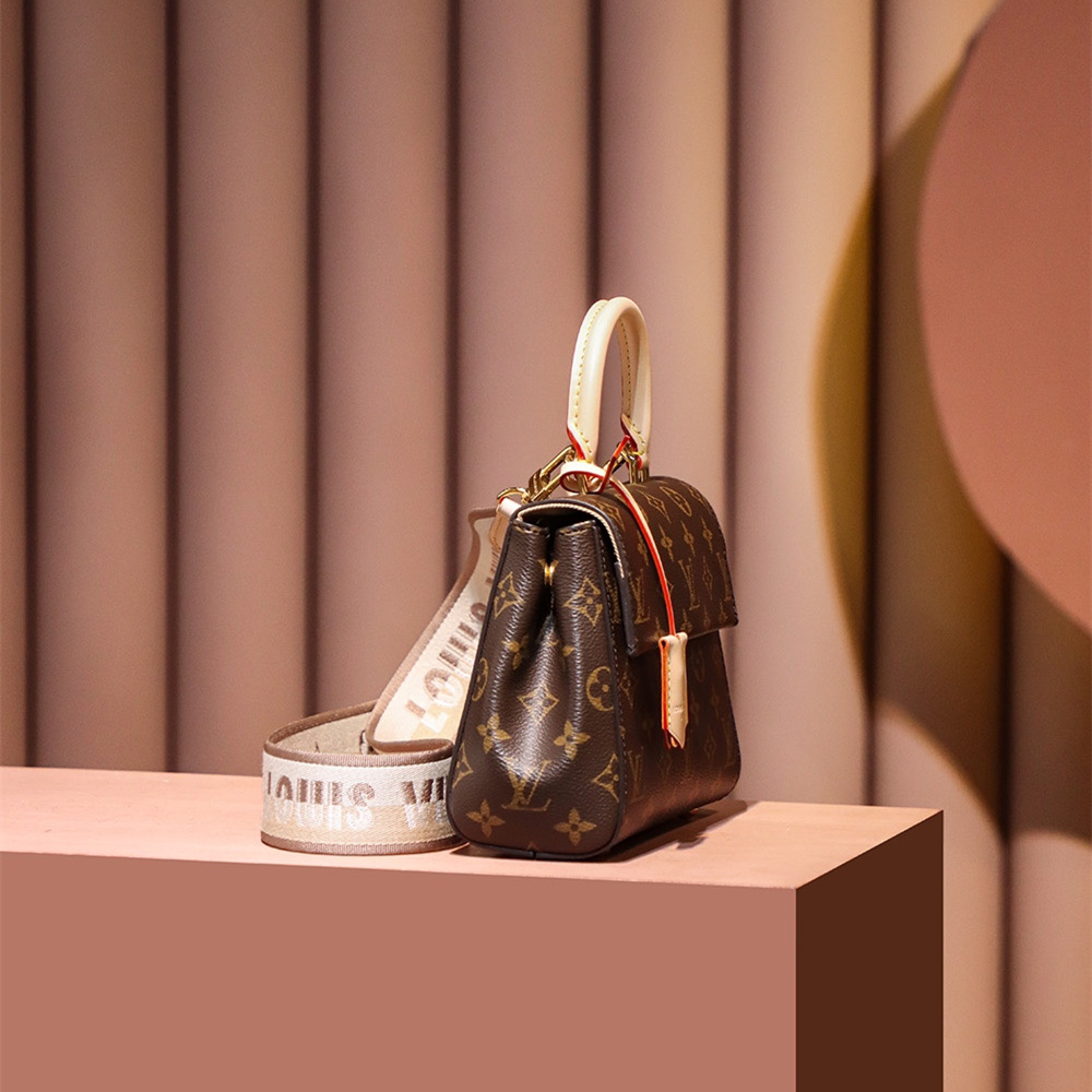 Louis Vuitton 路易威登 Leather Goods