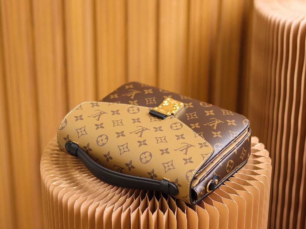Louis Vuitton 路易威登 Leather Goods