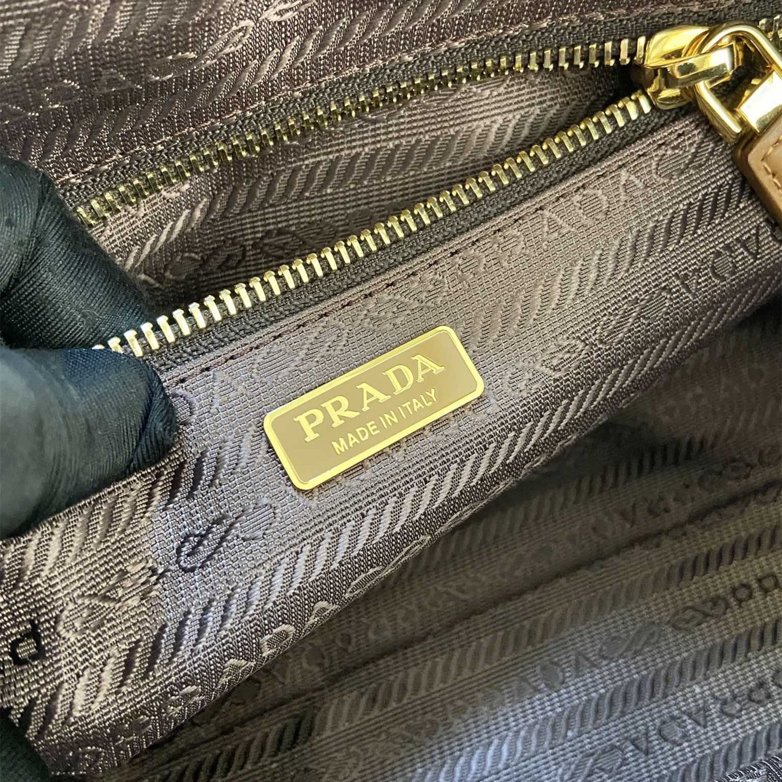 Prada 普拉達 Leather Goods