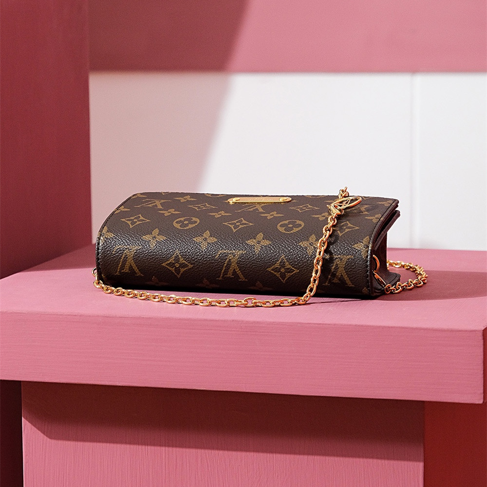 Louis Vuitton 路易威登 Chain Bag