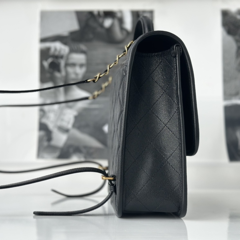 Chanel 香奈兒 Leather Goods