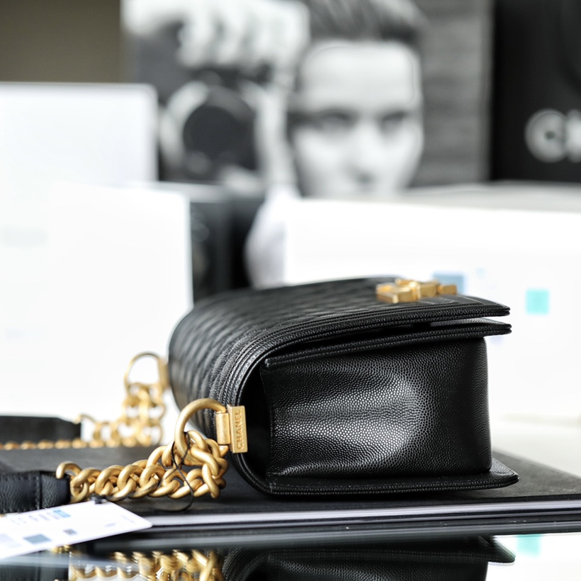 Chanel 香奈兒 Leather Goods