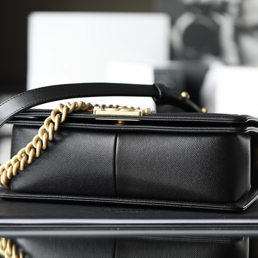 Chanel 香奈兒 Leather Goods