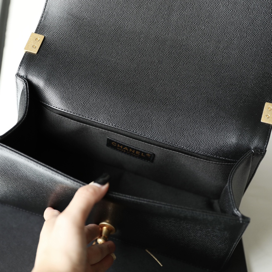 Chanel 香奈兒 Leather Goods