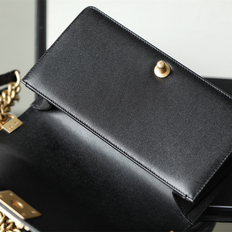Chanel 香奈兒 Leather Goods