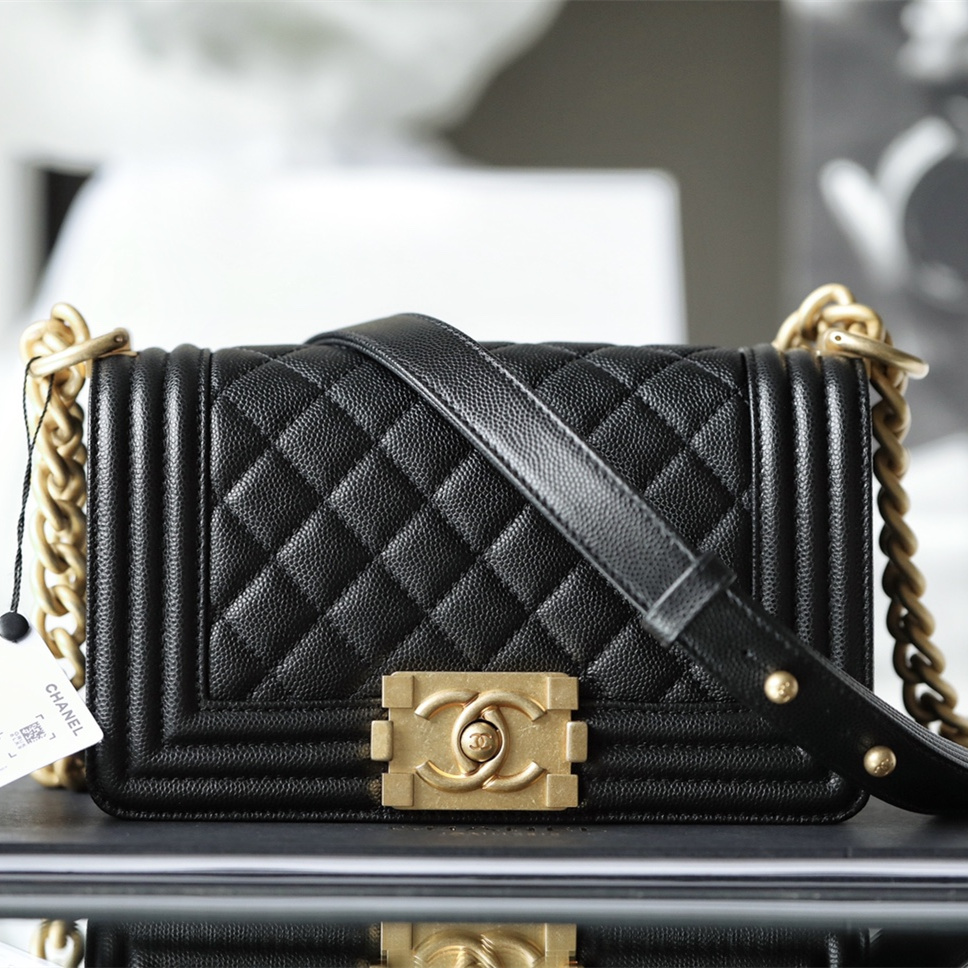 Chanel 香奈兒 Leather Goods