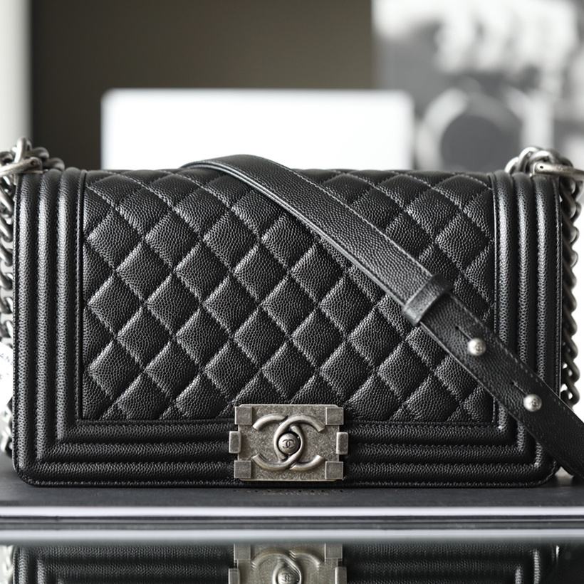 Chanel 香奈兒 Leather Goods