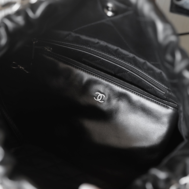 Chanel 香奈兒 Leather Goods