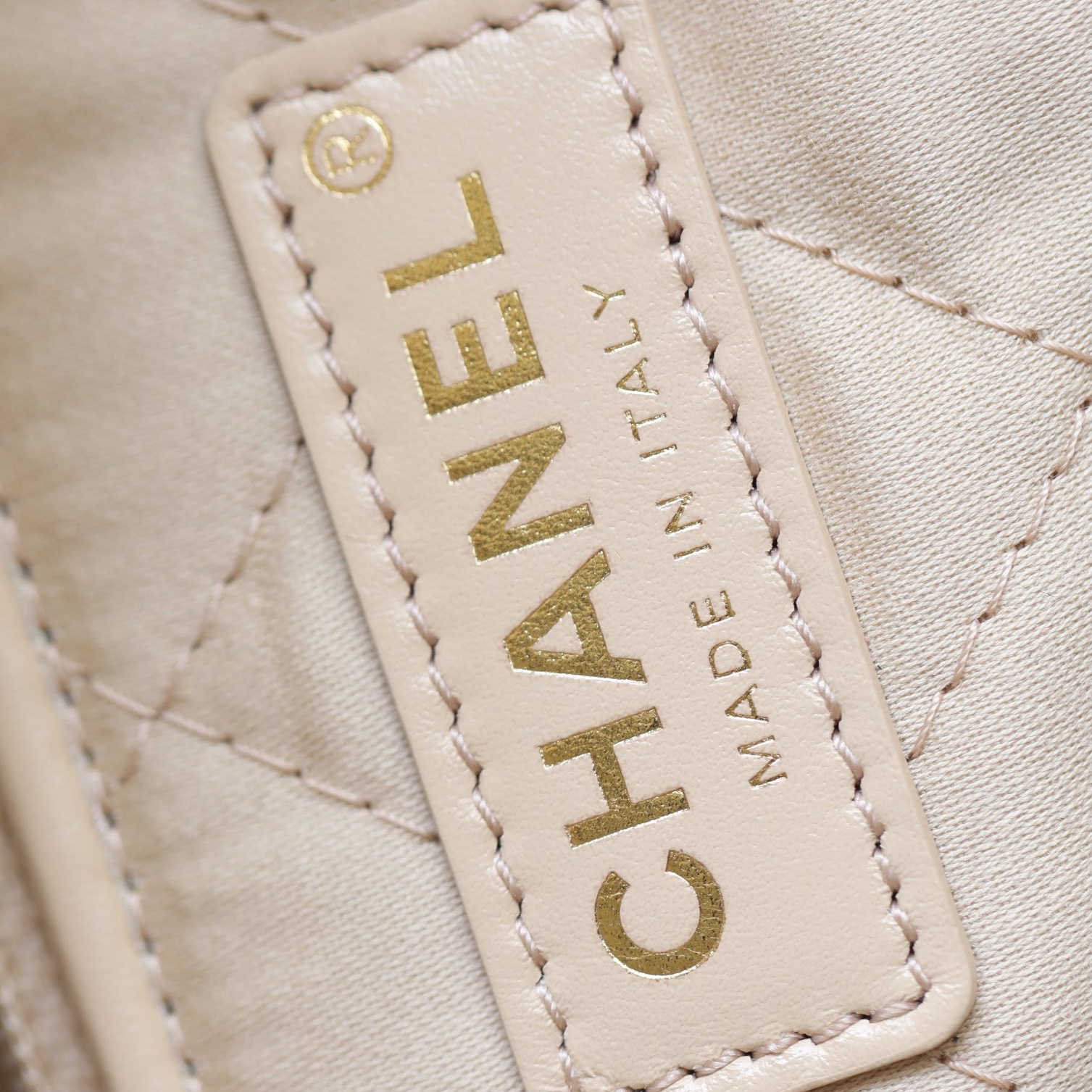 Chanel 香奈兒 Leather Goods