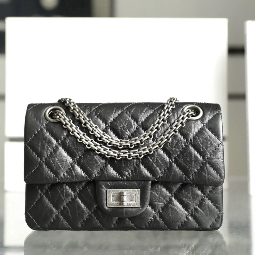 Chanel 香奈兒 Leather Goods