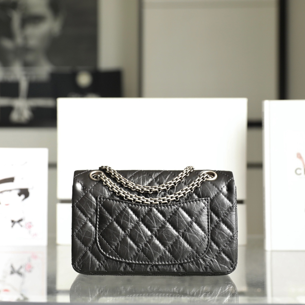 Chanel 香奈兒 Leather Goods