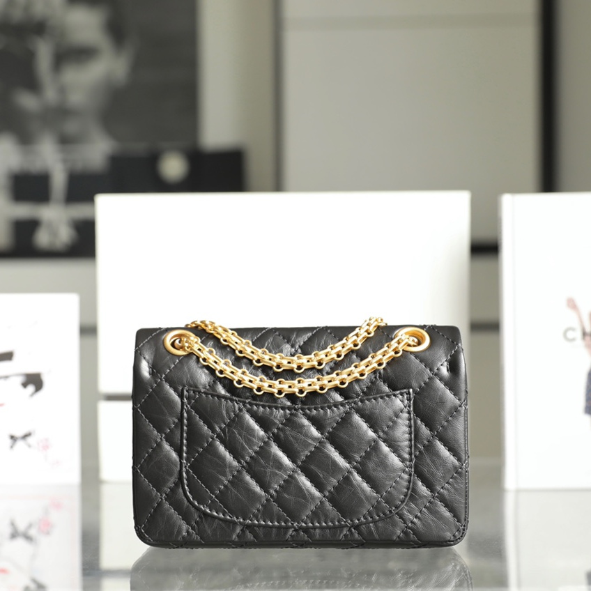 Chanel 香奈兒 Leather Goods