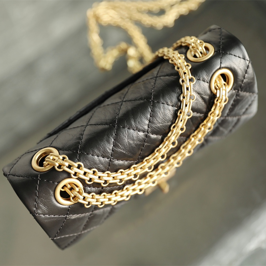 Chanel 香奈兒 Leather Goods