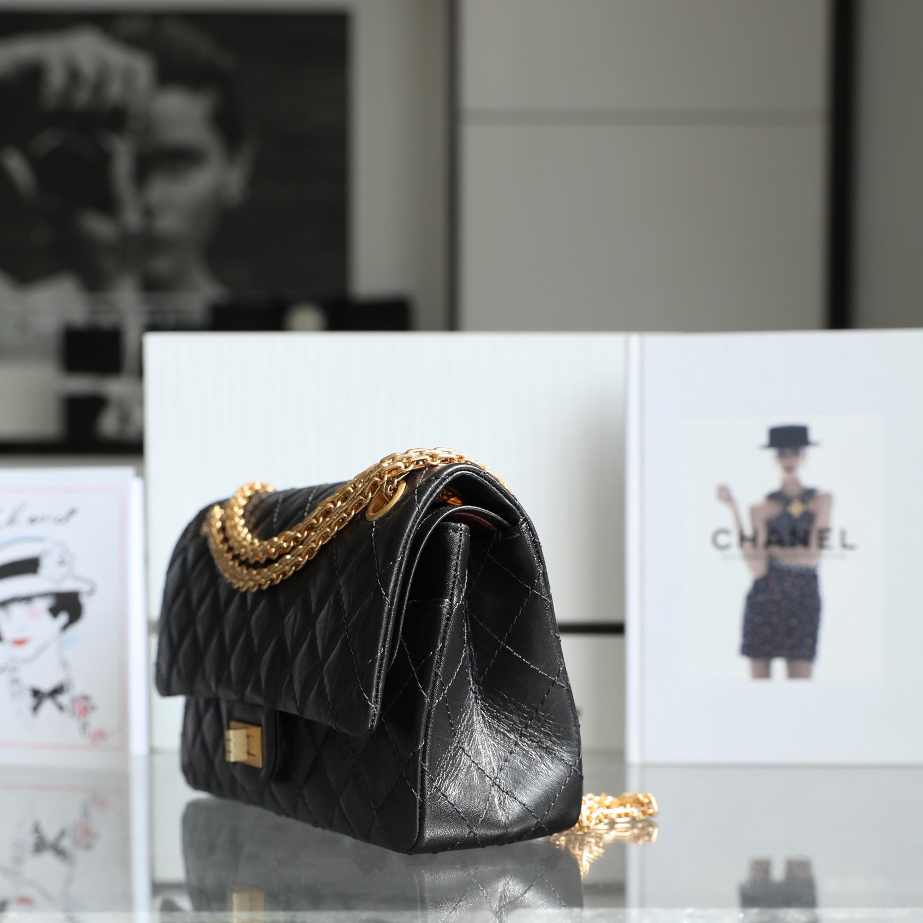 Chanel 香奈兒 Leather Goods