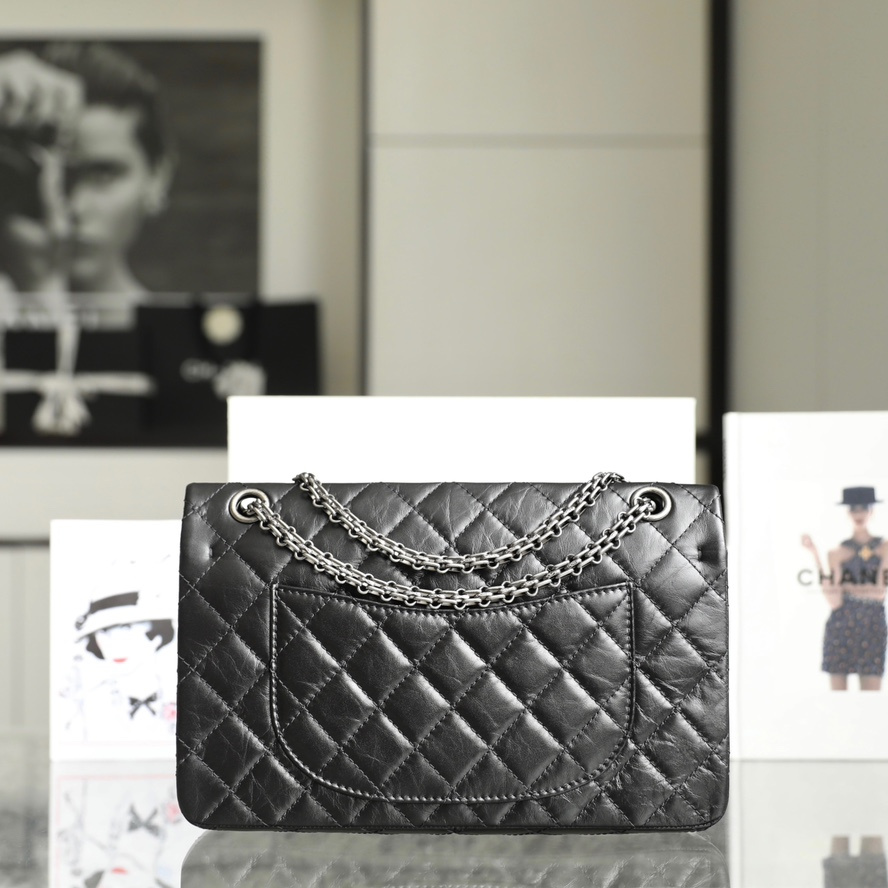 Chanel 香奈兒 Leather Goods