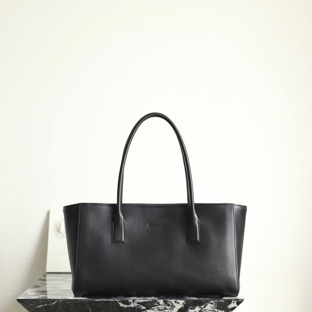 Chanel 香奈兒 Top Handle Bag