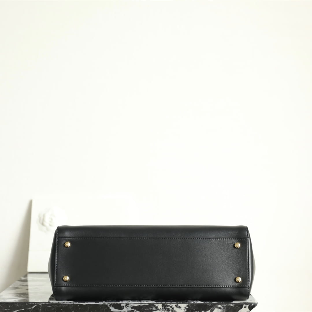 Chanel 香奈兒 Top Handle Bag