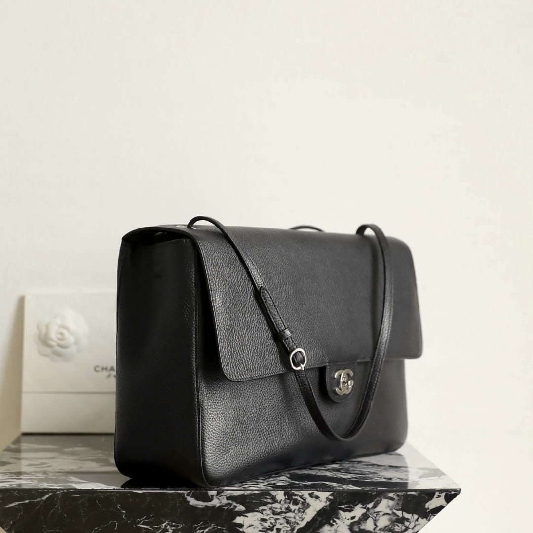 Chanel 香奈兒 Leather Goods
