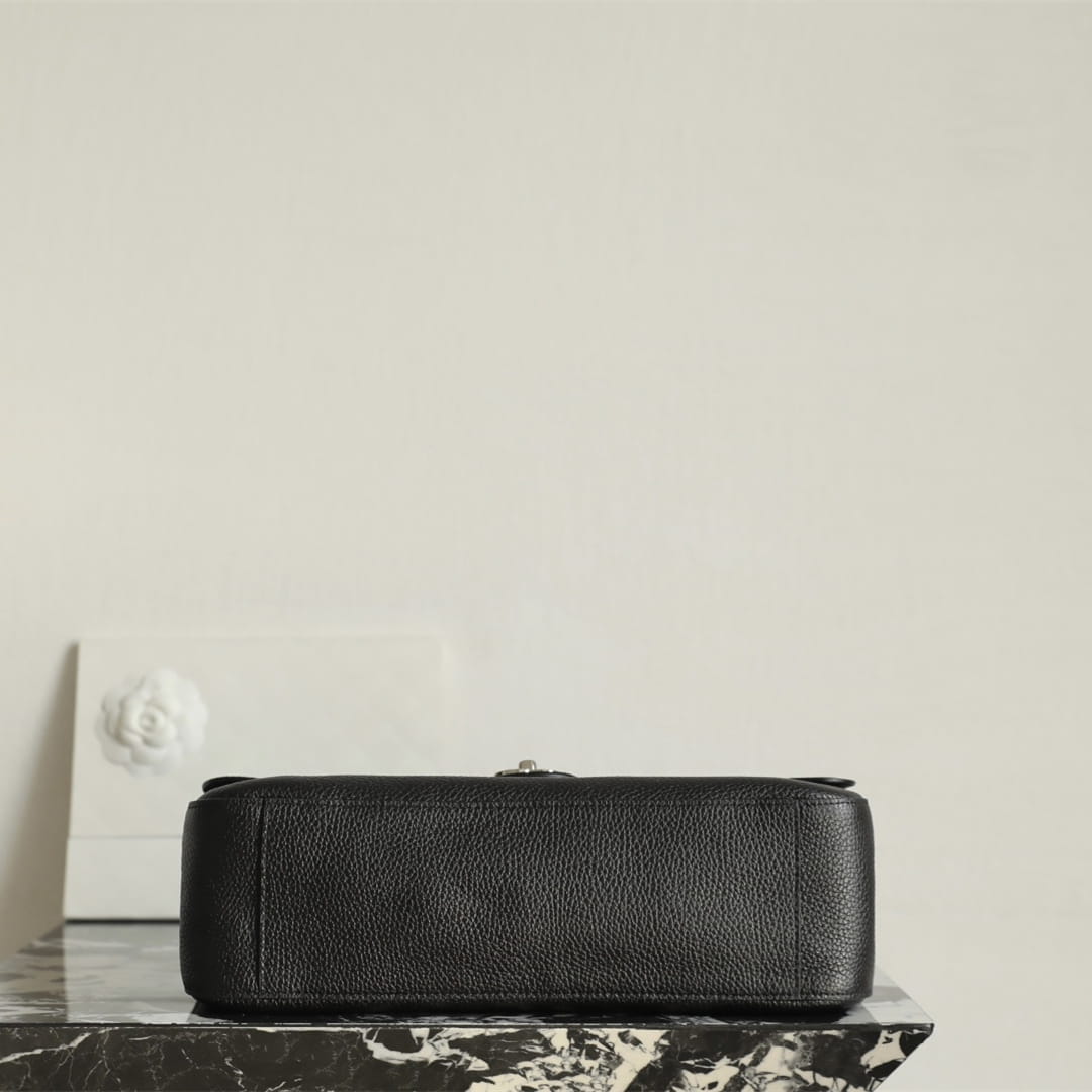 Chanel 香奈兒 Leather Goods