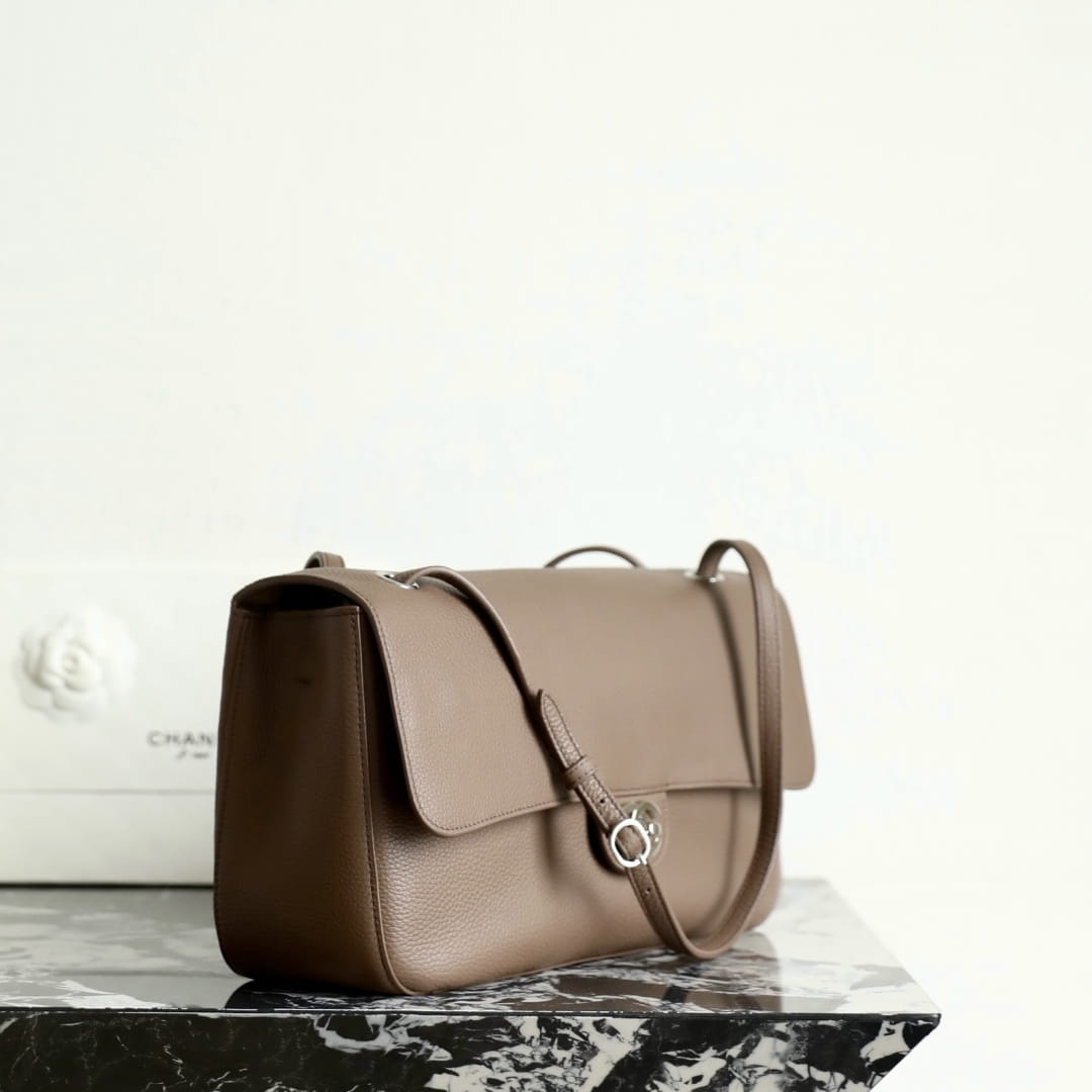 Chanel 香奈兒 Leather Goods