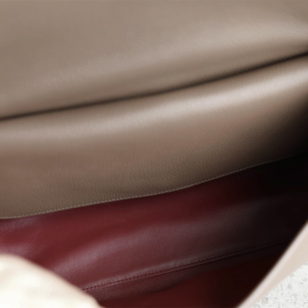 Chanel 香奈兒 Leather Goods