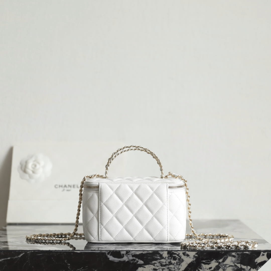 Chanel 香奈兒 Leather Goods