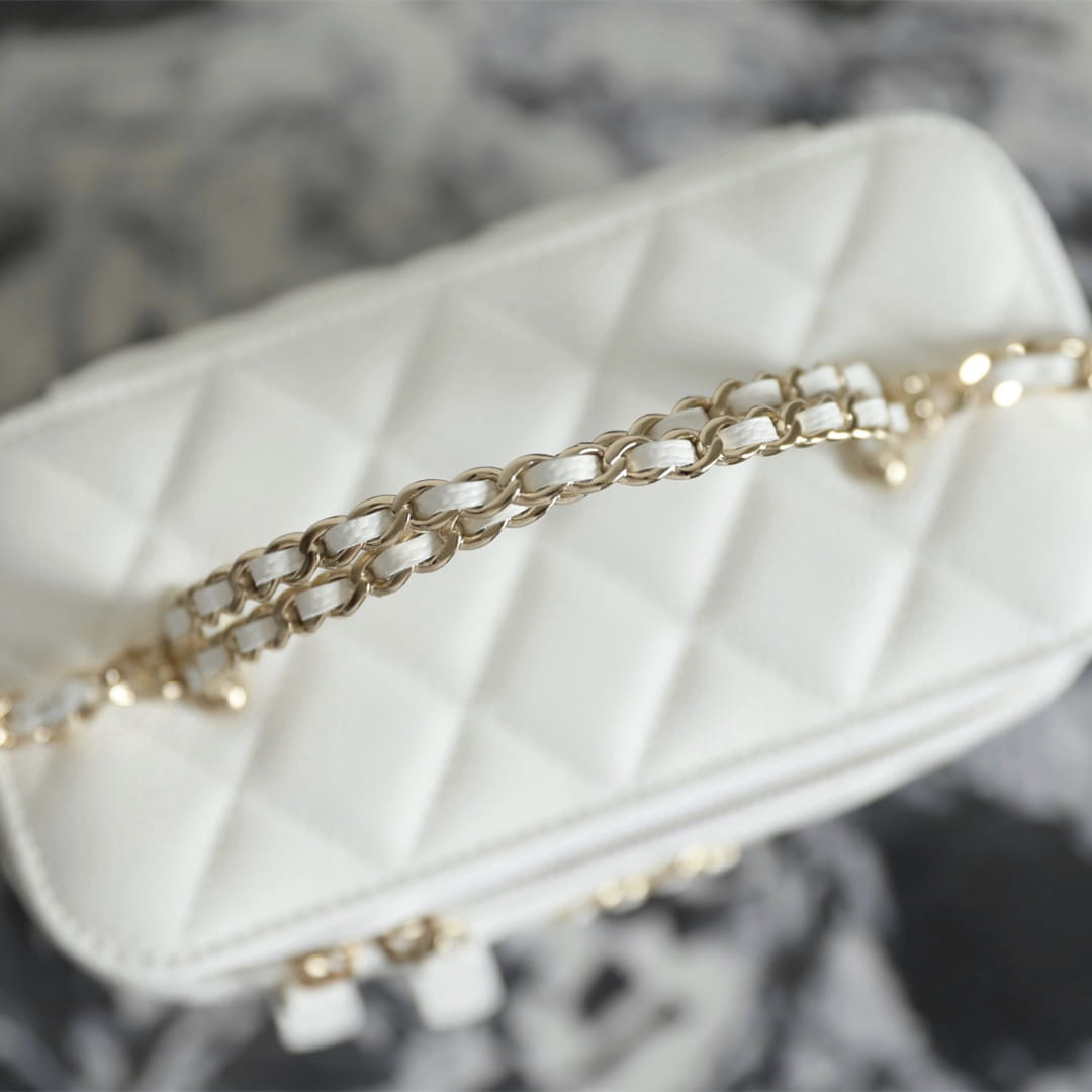 Chanel 香奈兒 Leather Goods