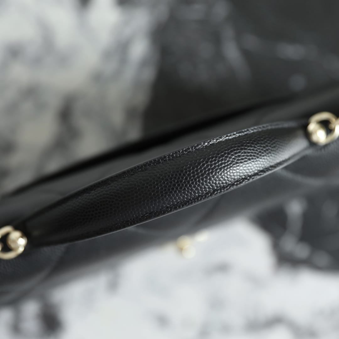 Chanel 香奈兒 Leather Goods