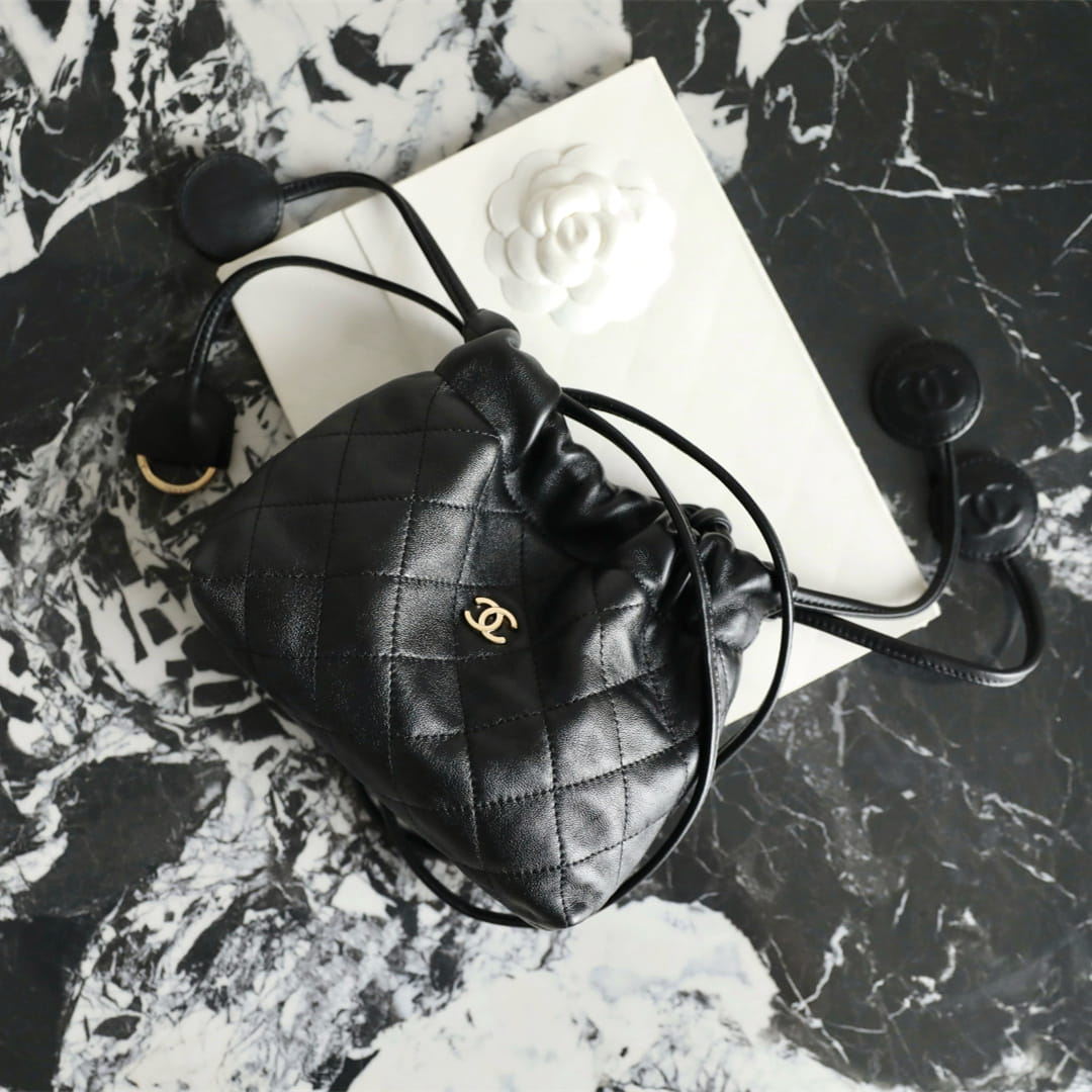 Chanel 香奈兒 Leather Goods