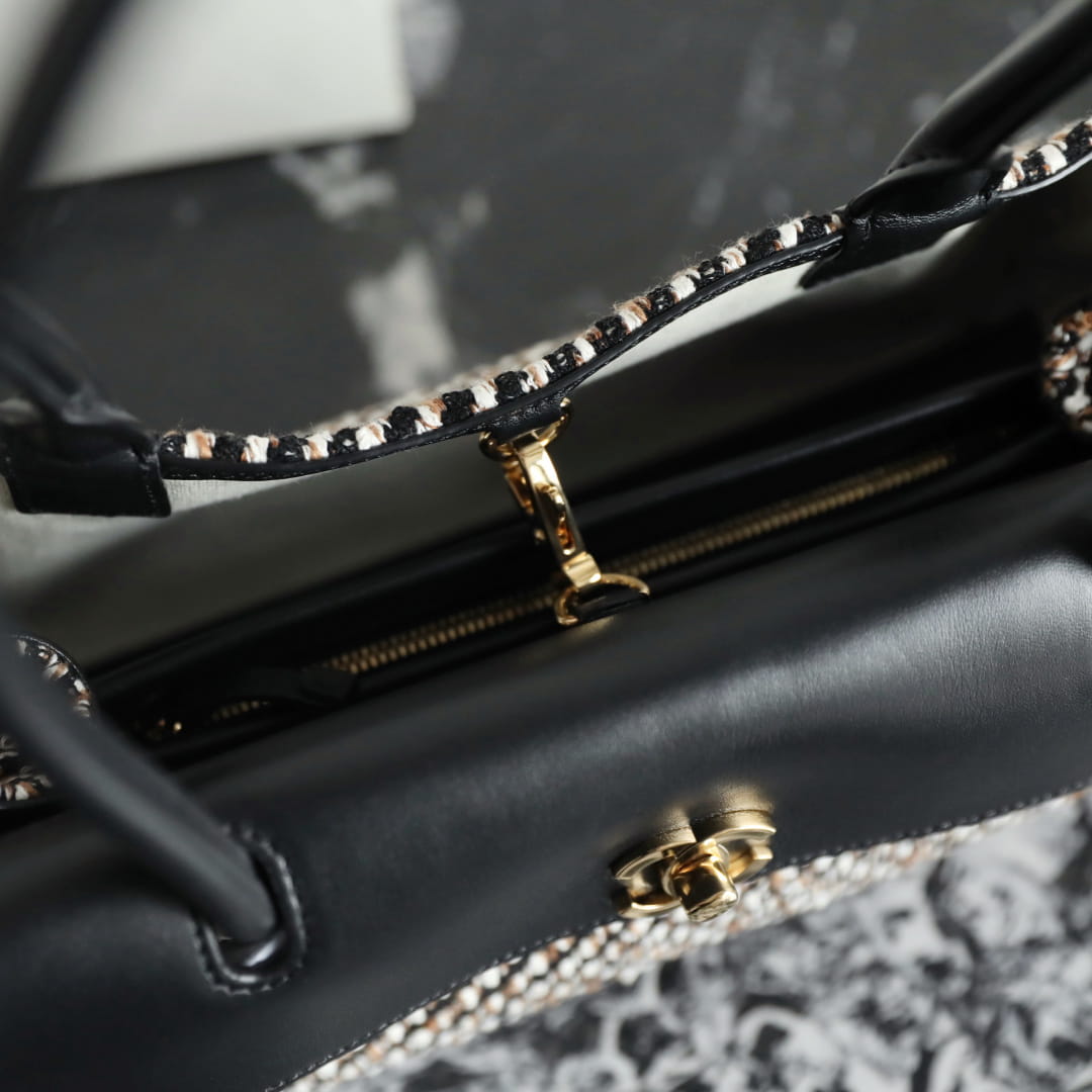 Chanel 香奈兒 Top Handle Bag