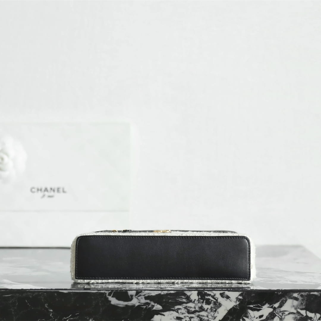 Chanel 香奈兒 Leather Goods