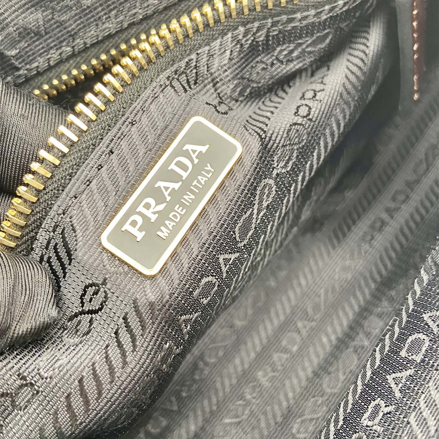 Prada 普拉達 Leather Goods