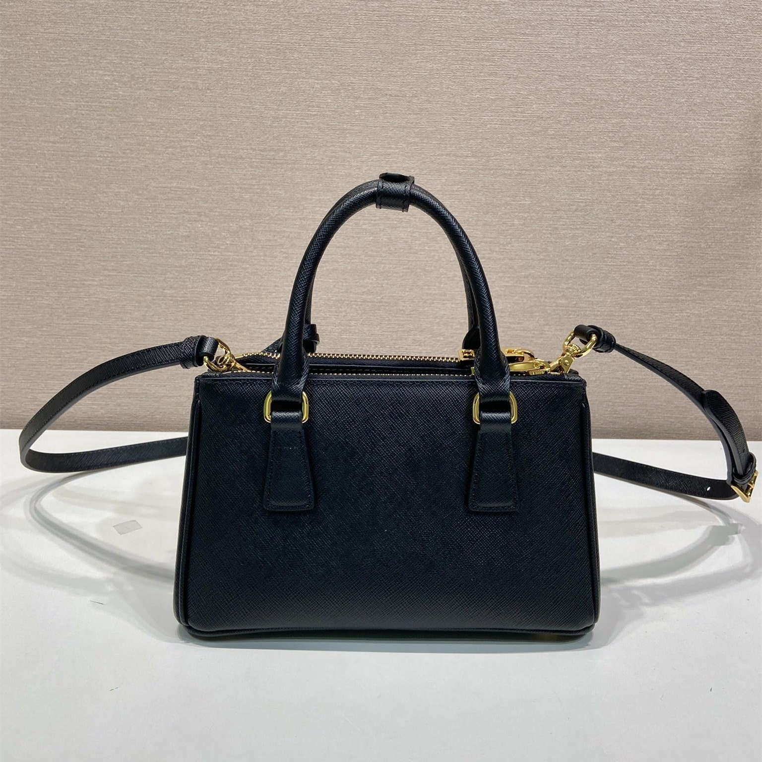 Prada 普拉達 Leather Goods