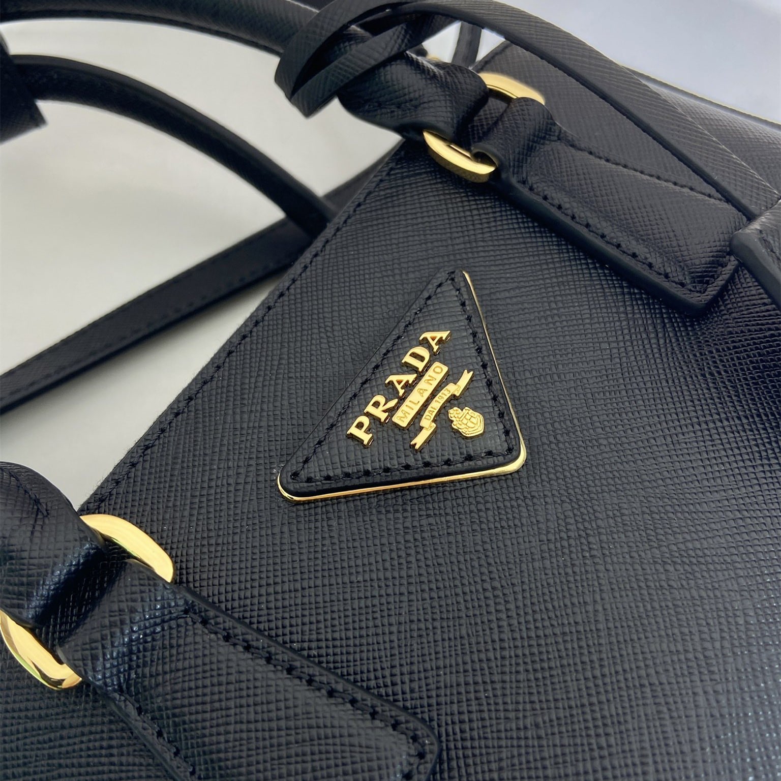 Prada 普拉達 Leather Goods