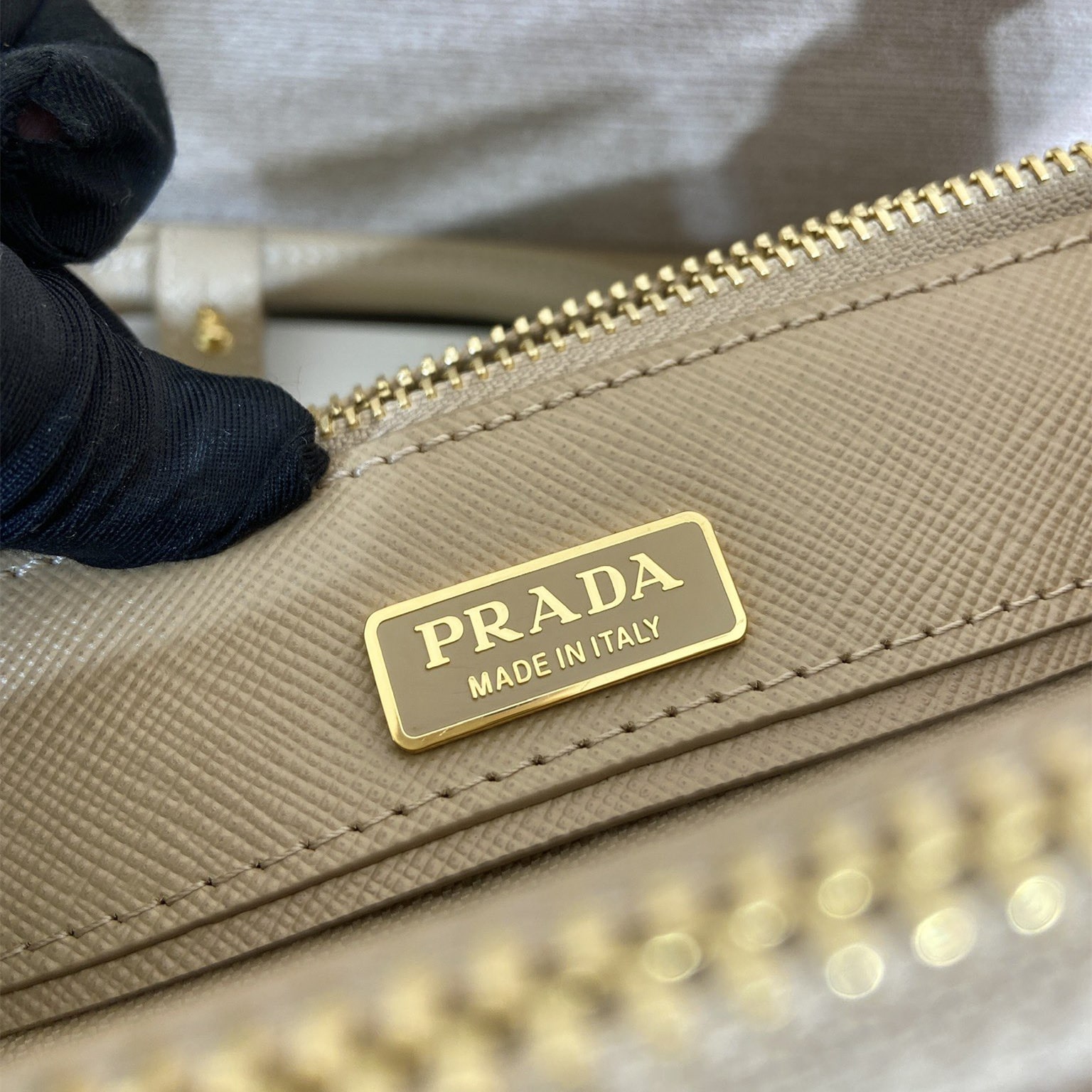 Prada 普拉達 Leather Goods