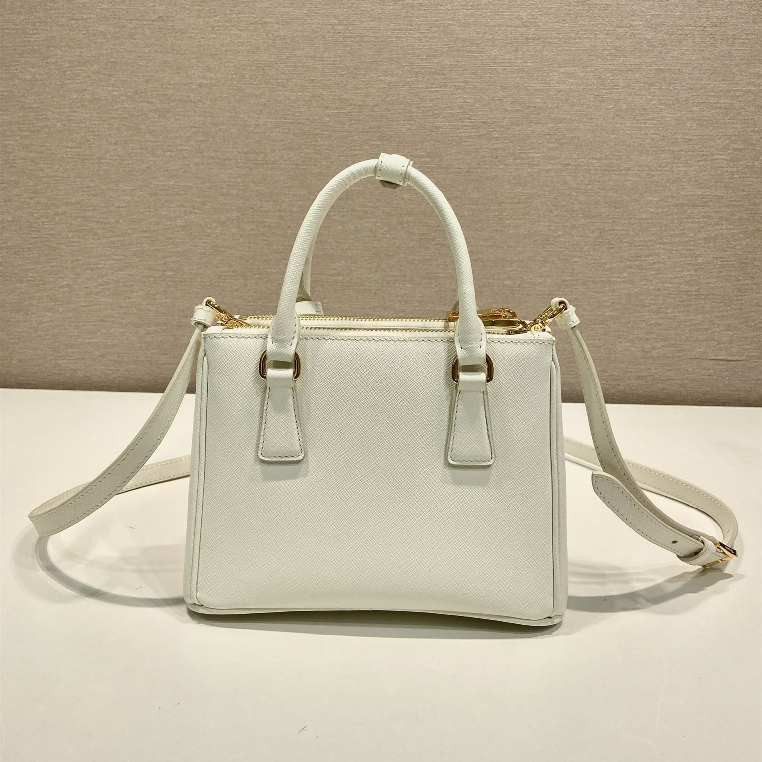高仿Prada*Galleria系列1BA907手提包Mini白色免檢版