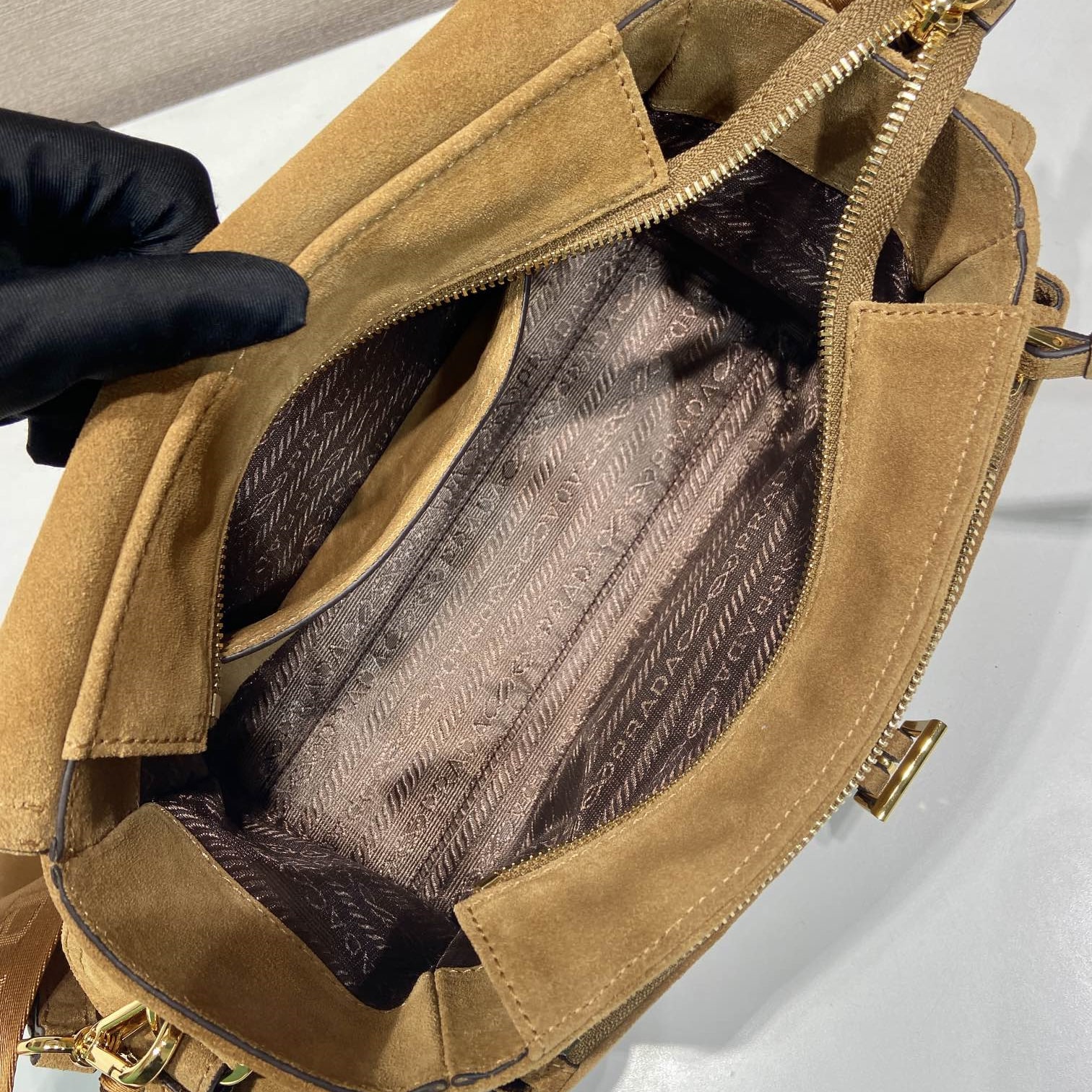 Prada 普拉達 Leather Goods