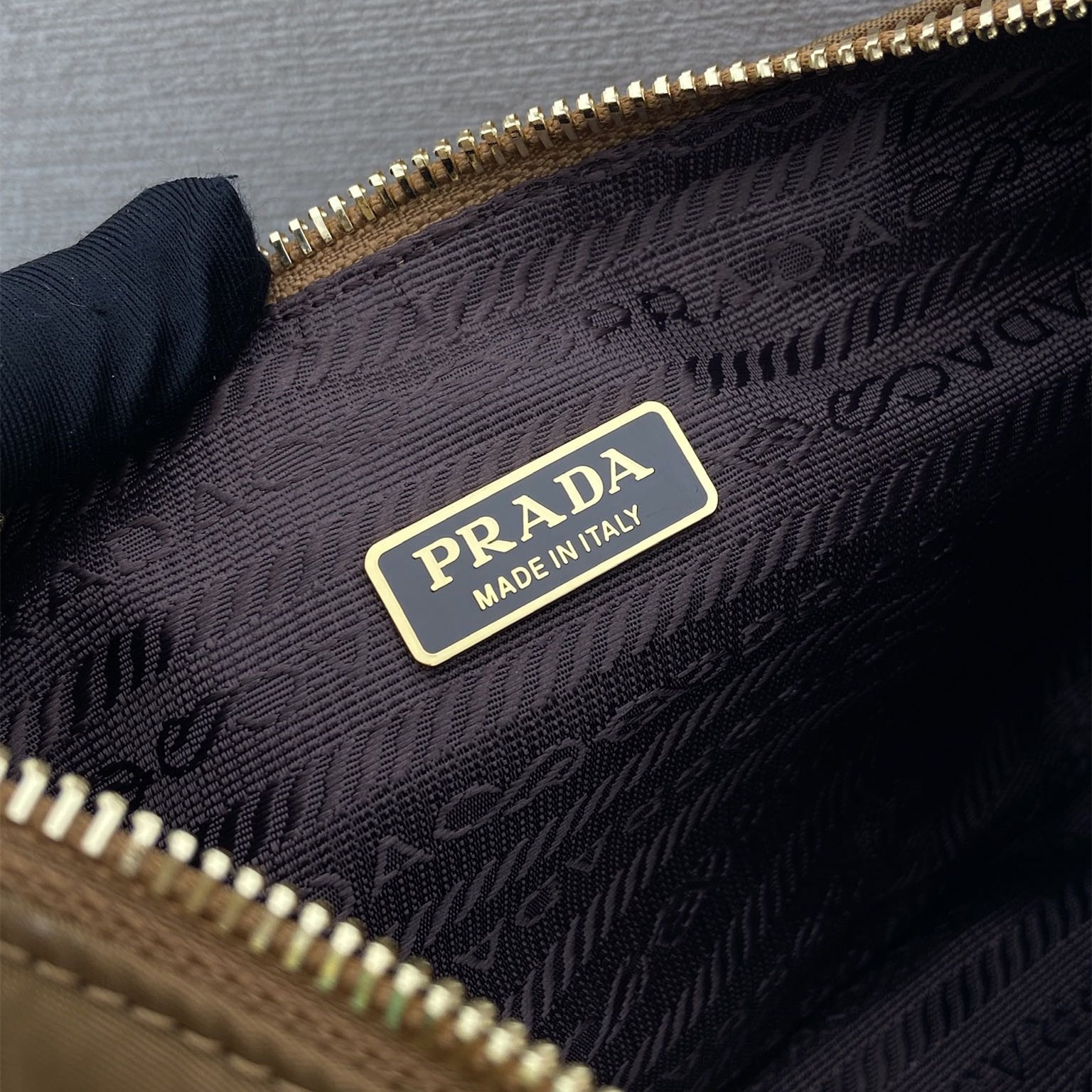 Prada 普拉達 Leather Goods