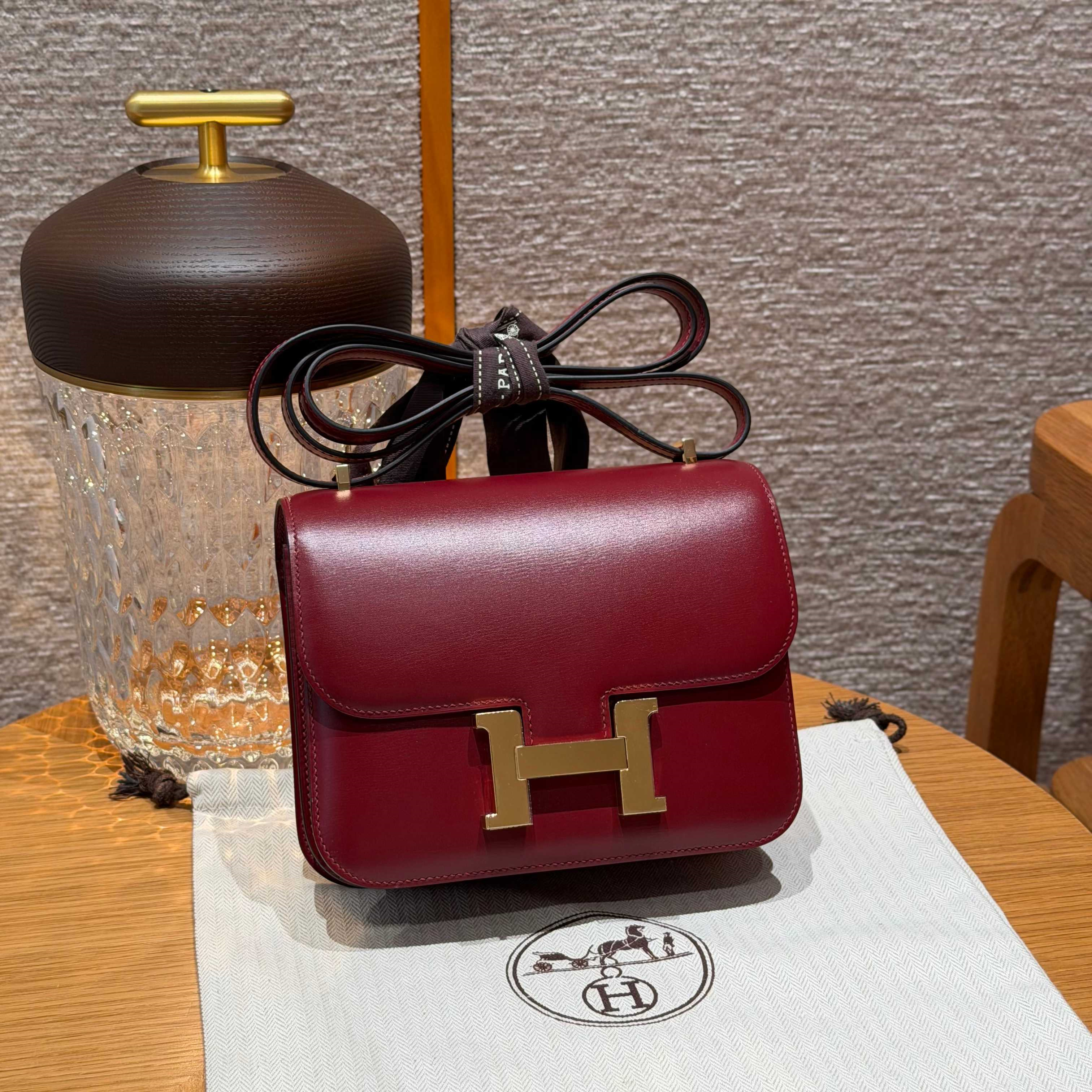 高仿Hermes*Constance19系列H080169BX55愛馬仕紅牛皮金扣純手工