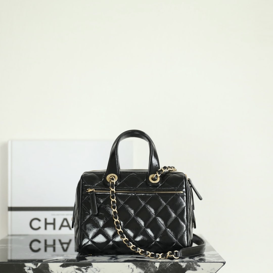 Chanel 香奈兒 Leather Goods