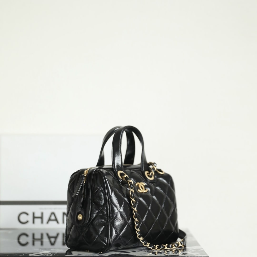 Chanel 香奈兒 Leather Goods