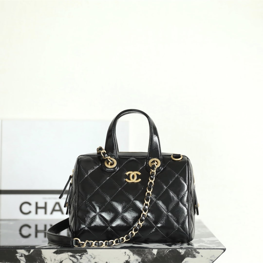 Chanel 香奈兒 Leather Goods
