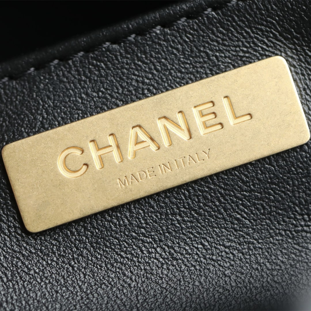Chanel 香奈兒 Leather Goods