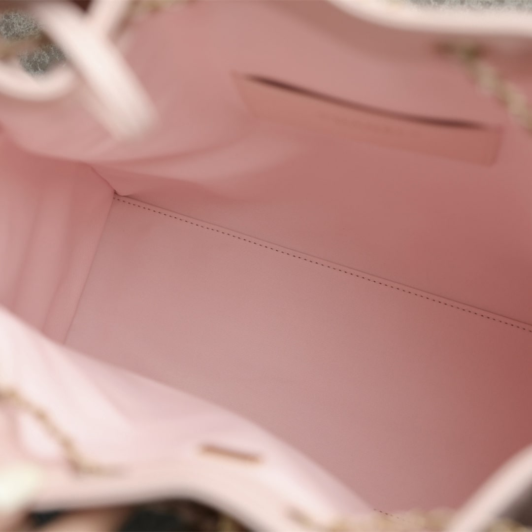 Chanel 香奈兒 Leather Goods
