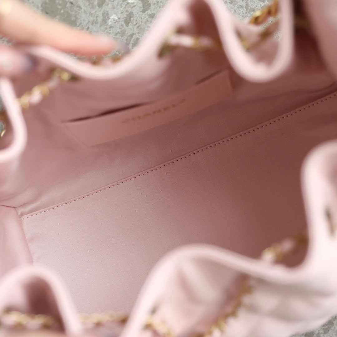 Chanel 香奈兒 Leather Goods